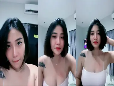 Babygurl Yourbae Live Tanktop Putih Ketat poster